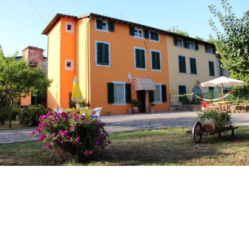 Bed & Breakfast Lucca Fora