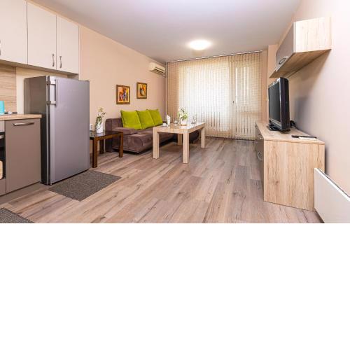 Beige and Purple - Two 1-BDR Apartments in Plovdiv