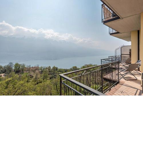 Bel Soggiorno lake view 1