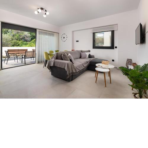 Bella Cristi House