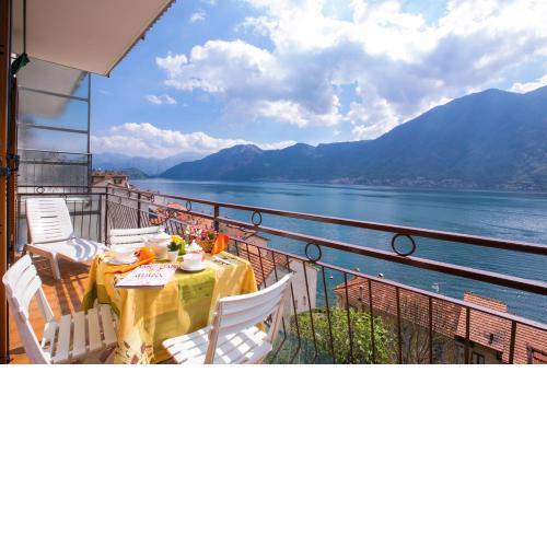 Bella Lake View