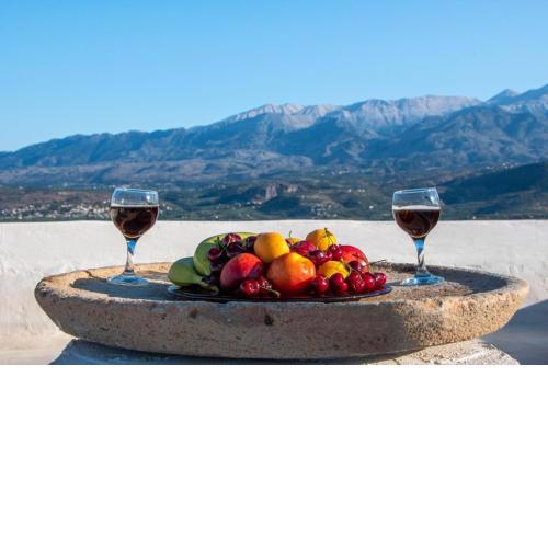Bella-Maria at Aptera with mountain and sea view !!