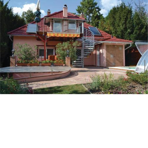 Bella Pool House Balatonakarattya Strand 800 méter