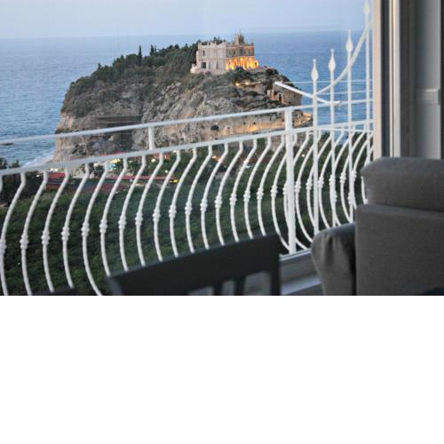 Bella Tropea Suite
