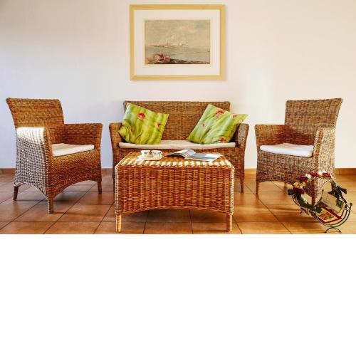 Bella Vista CaseSicule, Sea View Apartment with Terrace, Beach 50 m, Wi-Fi