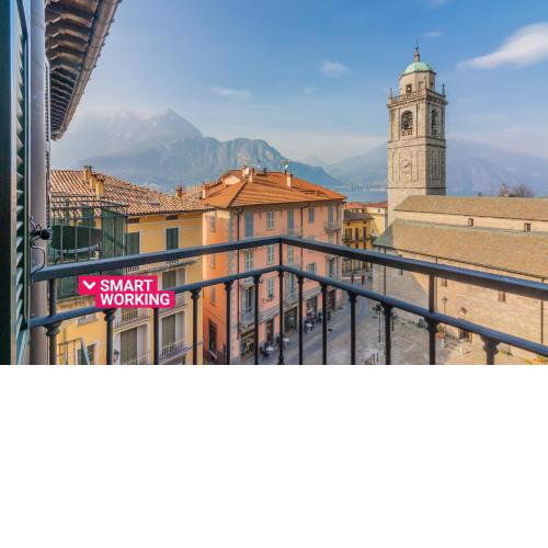 Bellagio Central Square by Wonderful Italy