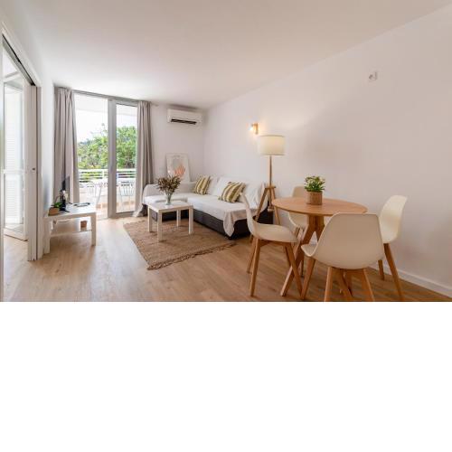 Bellamar Apartments