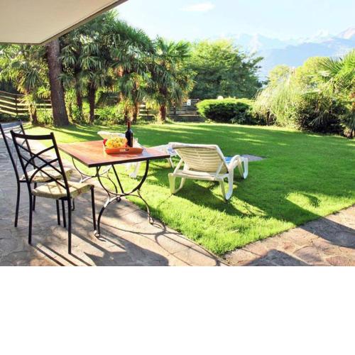 Bellavista B Garten-Appartement mit Pool