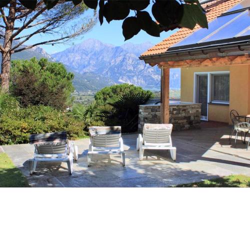 Bellavista I Garten Ferienwohnung mit Pool
