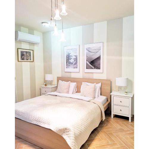 Bellevue Apartment with AC & heating & terrace