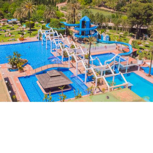 Benal Beach deluxe apartment with panoramic sea views