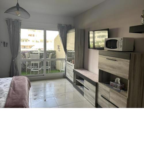 Benal Beach studio 216