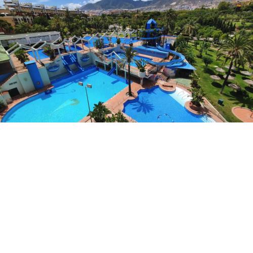 Benal beach suite, estudio con parque acuático y vistas al mar.