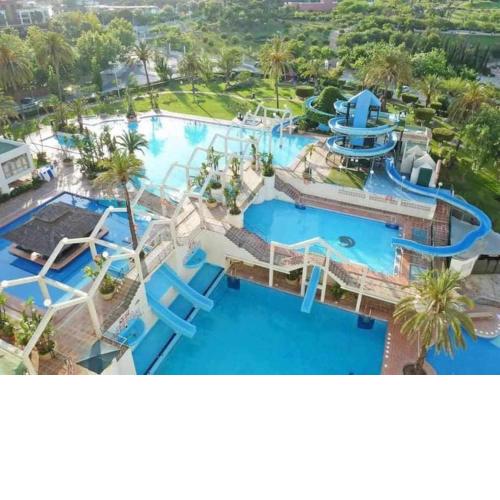 BENALBEACH Estudio en Resort con parque acuático