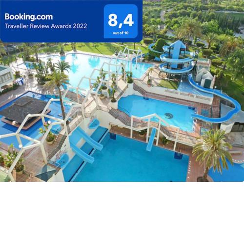 BENALBEACH SEA VIEW 2BDR Apartment with Water Park