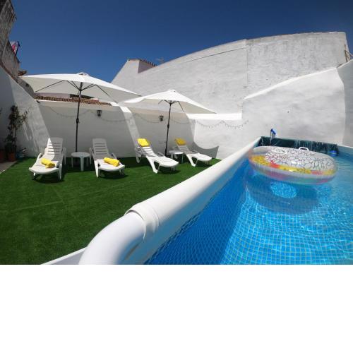 Benalmádena Pueblo - Casa Josefita, patio with Private Pool-Piscina Privada y solarium