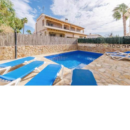 Benestar Pool and Beach in Platja de Muro