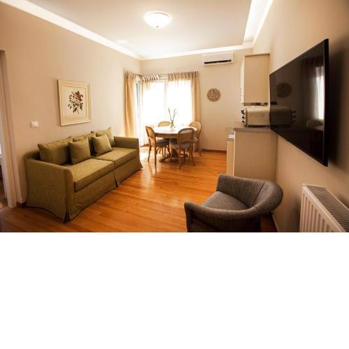 Bentzi...Boutique Apartment 4, Superior Family Suite for 4 guests