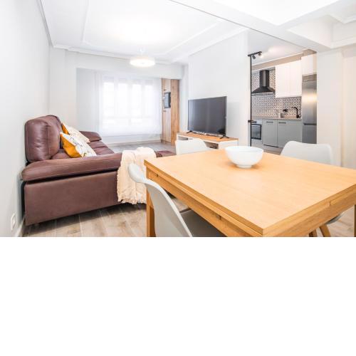 Bermeo III by Aston Rentals