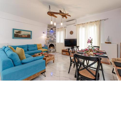 "Best Friends & Fam" elegant 3bdr apt, Naxos Town