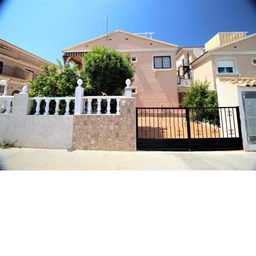 Best House Dalias