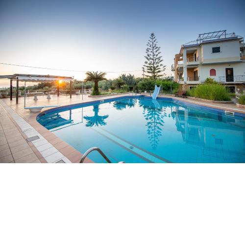 Bianca Poolside Maisonette - Panoramic Golden View