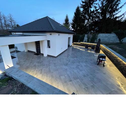 Bianco Apartman
