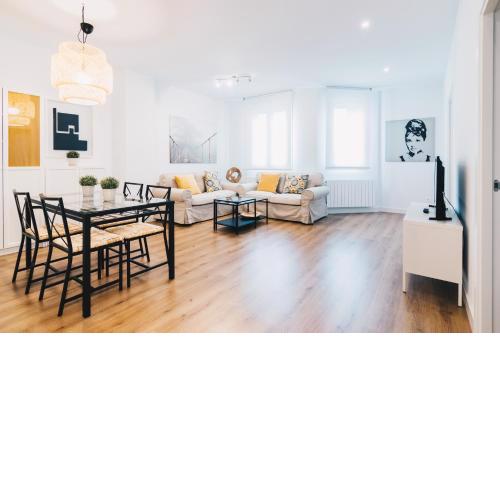 Bilbao Home Apartment by People Rentals