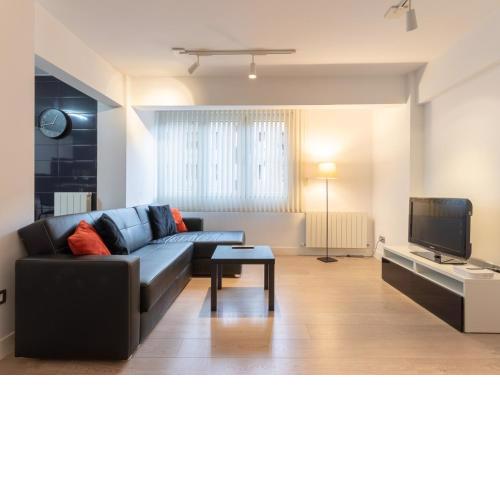 Bilbao Sarriko - Deusto by Aston Rentals