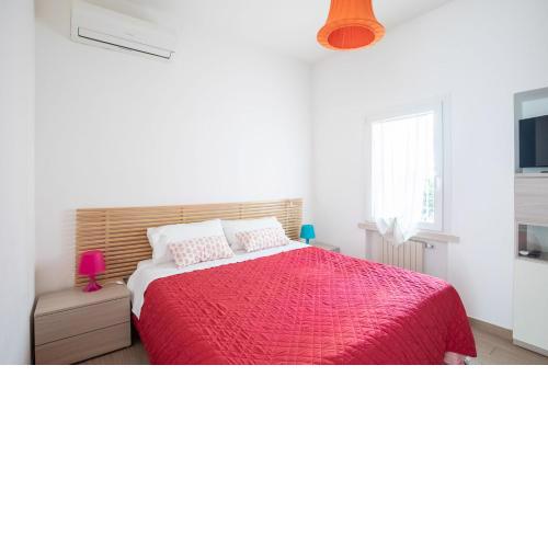 Bilocale con giardino a 200mt dal mare - HomeUnity