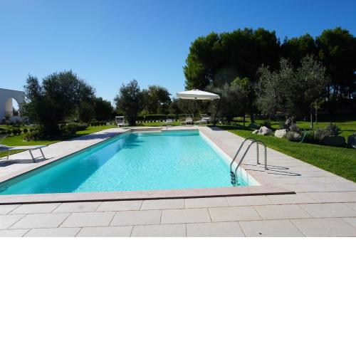 Bilocale con utilizzo piscina campo calcetto m662