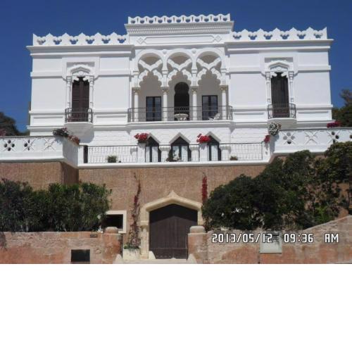 Bilocale in villa a pochi passi dal mare