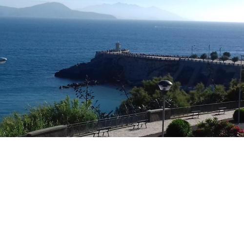 Bilocale vista mare al Castello