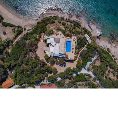 Black Diamond Beachfront Pool Villa Pasithea in Sounio, Athens