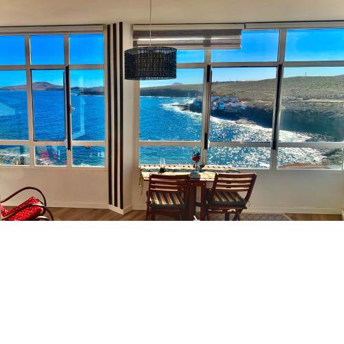 Black Sand Loft - & possibility of car rental
