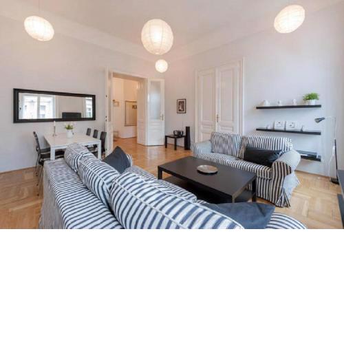 Black & white apartment Budapest