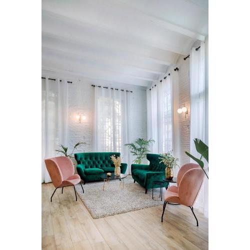 Blanq Carmen Hotel