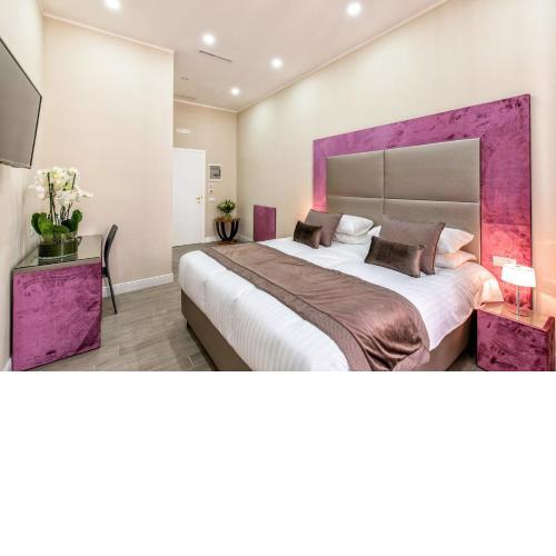 Bloom Apartment by La Griffe