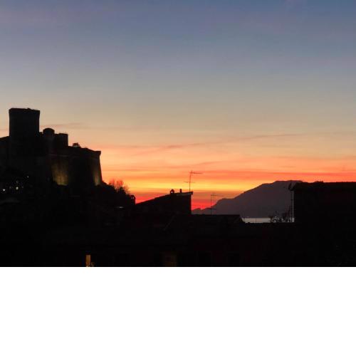BLU DI LERICI - zona tranquilla due passi dal mare