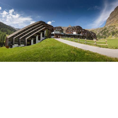 Blu Hotel Senales Zirm-Cristal