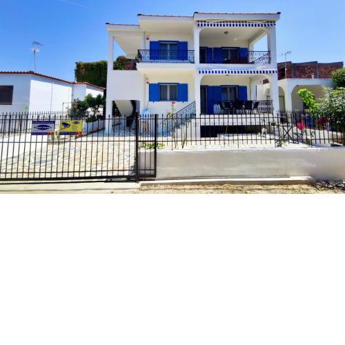 Blue Charm House - Apartment 2
