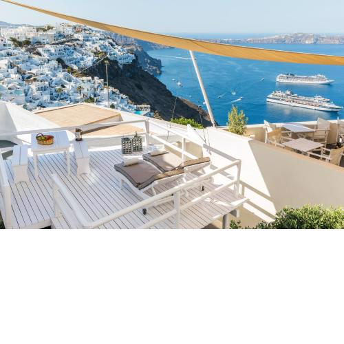 Blue Dolphins Apartments