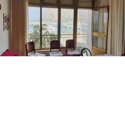 Blue sea apartment