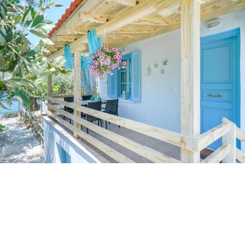 Blue Sea Paradise