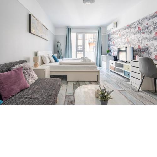 Blue Sky Apartment