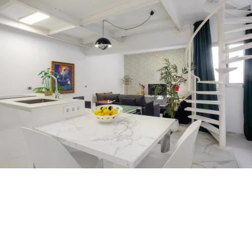 Blue sky-loft ático