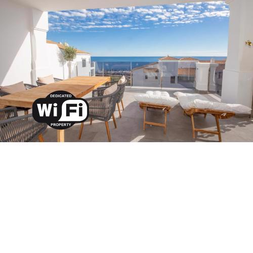 Blue Suites B1-101