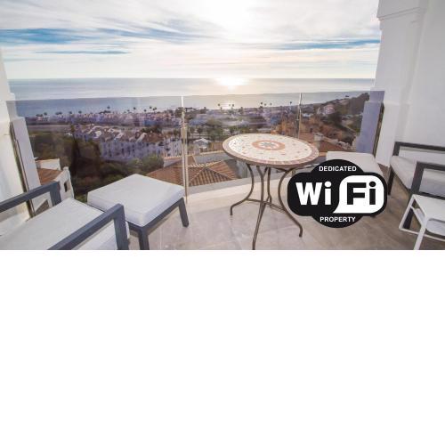 Blue Suites B2-302
