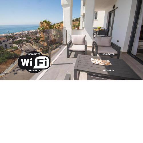 Blue Suites B5-203