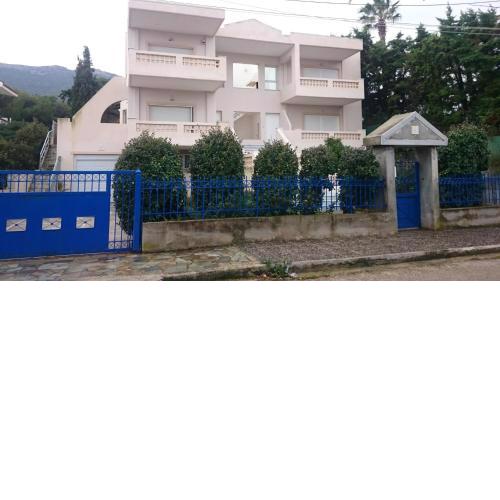 Blue Villa